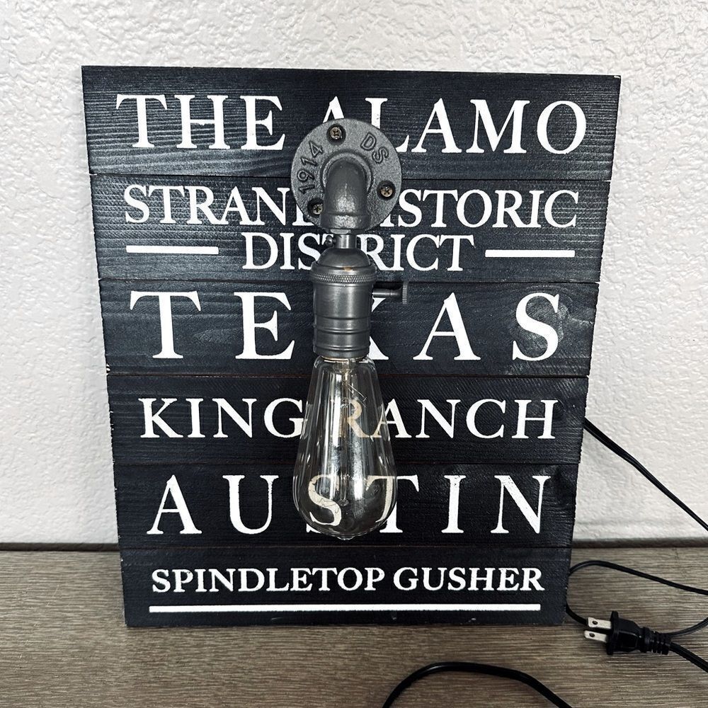 Texas Wood Farmhouse Edison Light Wall Lamp Decor